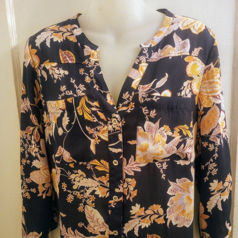New York and Company Floral Top